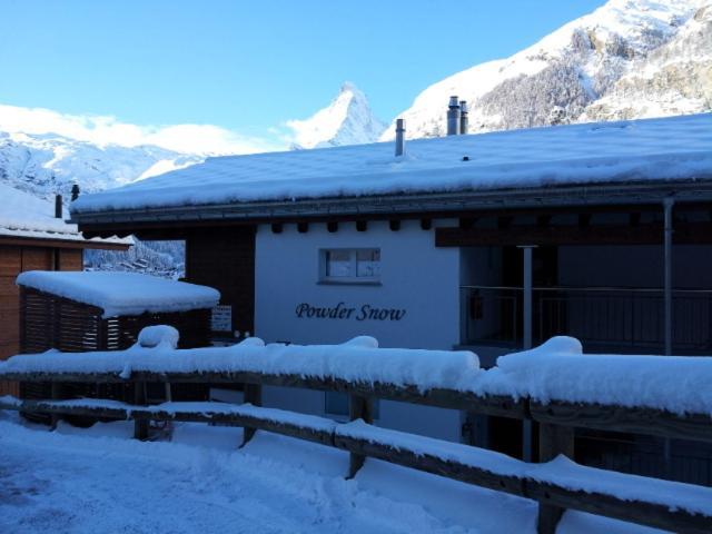 Haus Powder Snow Apartman Zermatt Kültér fotó